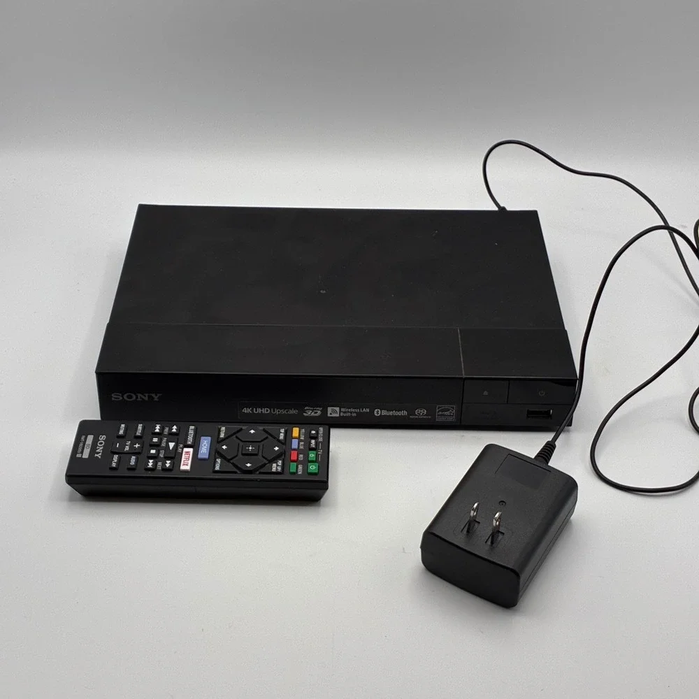 Sony Blu-Ray Player Black BDP-S6700 4K UHD Upscale Wi-Fi Bluetooth